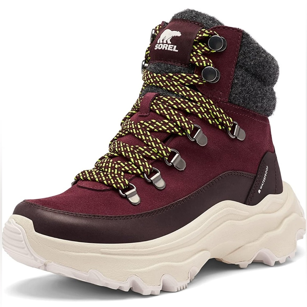NWT Sorel Women's Kinetic Breakthru Conquest Waterproof Hiking Boot, Size 8